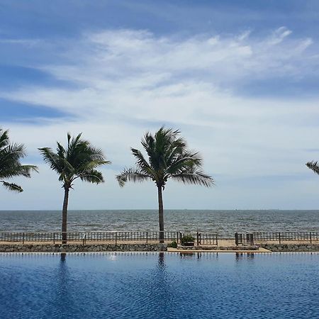 Serene Sands Bang Lamung Buitenkant foto