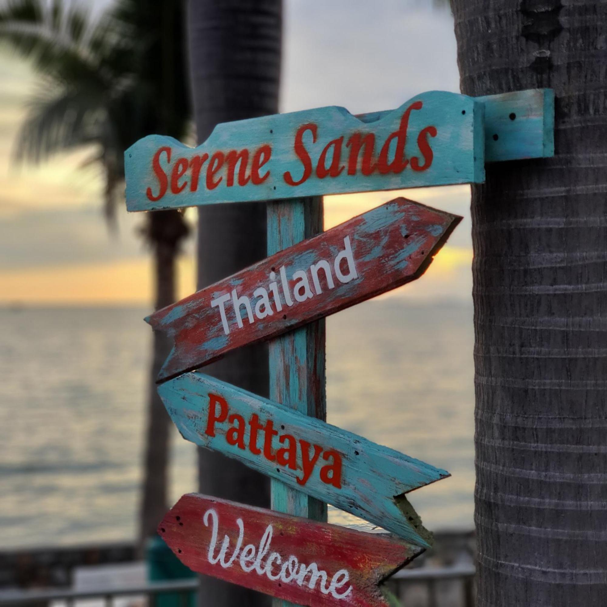 Serene Sands Bang Lamung Buitenkant foto